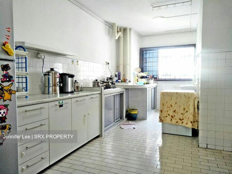 Woodlands Street 13 thumbnail photo